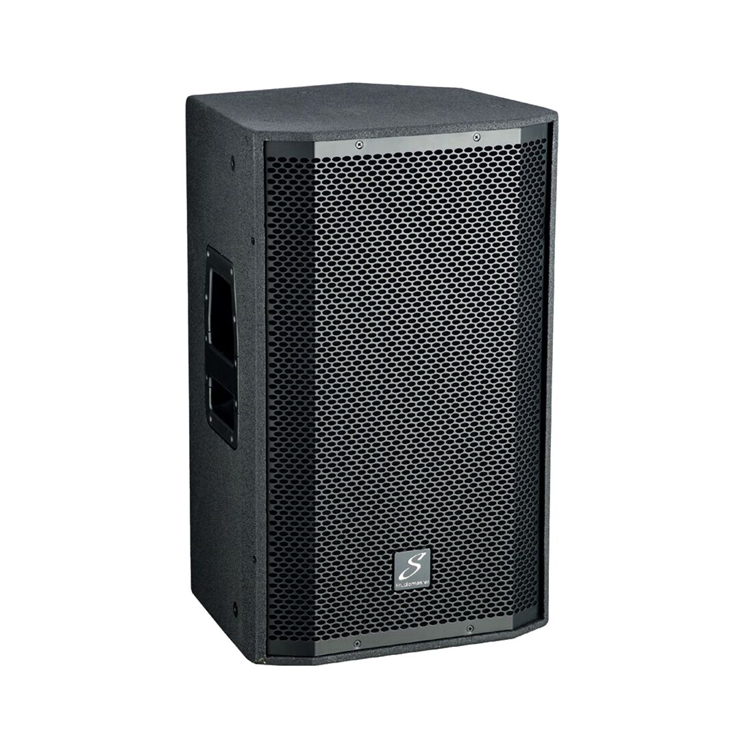 Studiomaster-Venture-speaker-cabinets-angle.jpg